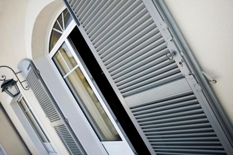 Comment r&eacute;ussir la pose de vos volets et maximiser leur durabilit&eacute; ?